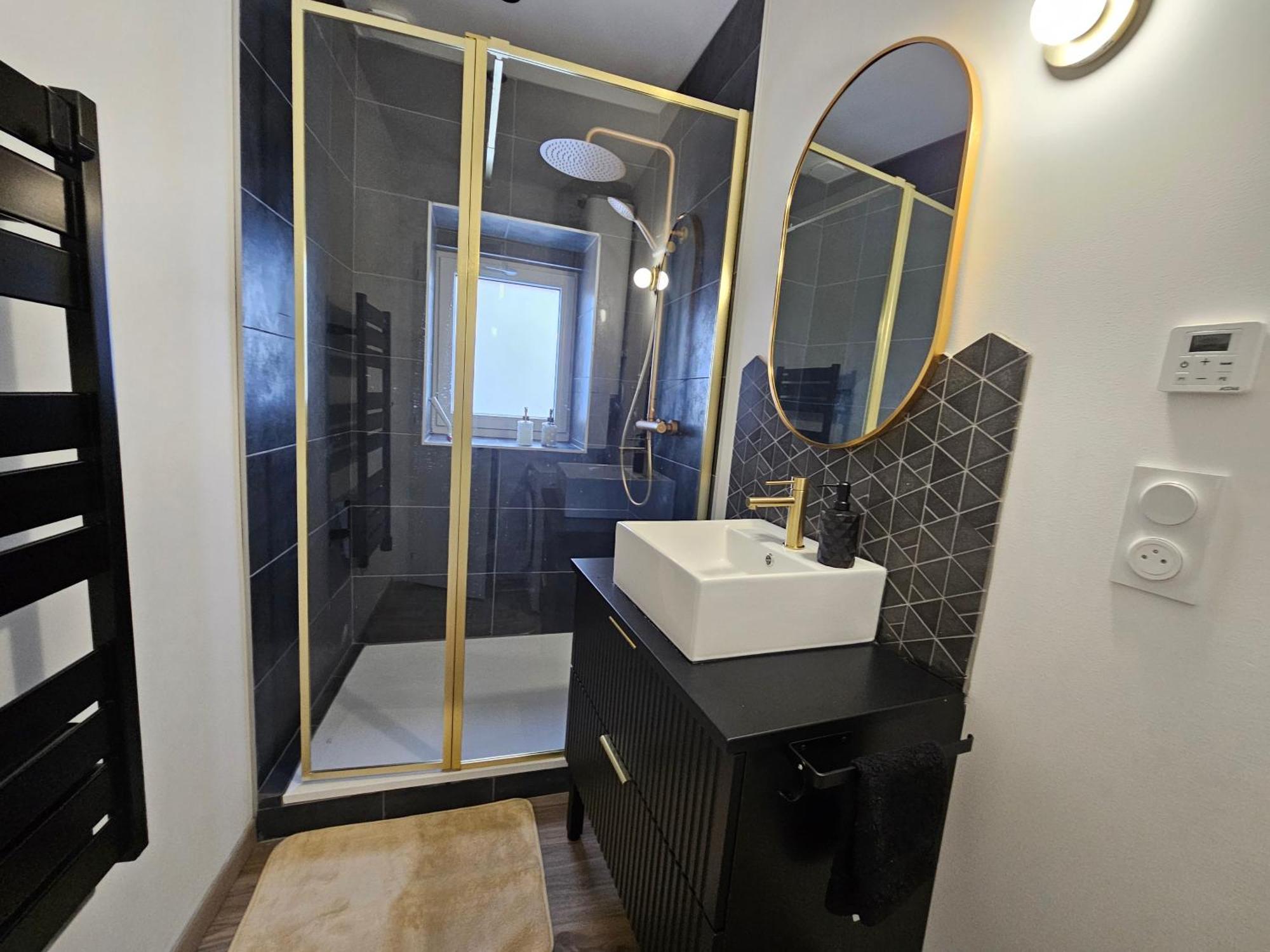 Suite Chic, Contemporaine Au Pied De La Cathedrale Vienne (Isere) Exterior foto